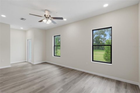 Adosado en venta en Tampa, Florida, 3 dormitorios, 161.37 m2 № 2239007 - foto 14