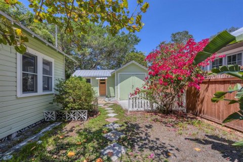 House in Sarasota, Florida 3 bedrooms, 106.84 sq.m. № 1629927 - photo 19