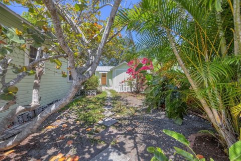 House in Sarasota, Florida 3 bedrooms, 106.84 sq.m. № 1629927 - photo 18