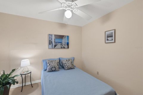 House in Sarasota, Florida 3 bedrooms, 106.84 sq.m. № 1629927 - photo 26