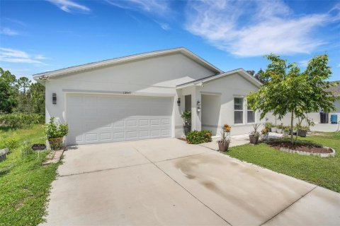 Villa ou maison à vendre à Punta Gorda, Floride: 3 chambres, 131.18 m2 № 2351682 - photo 2