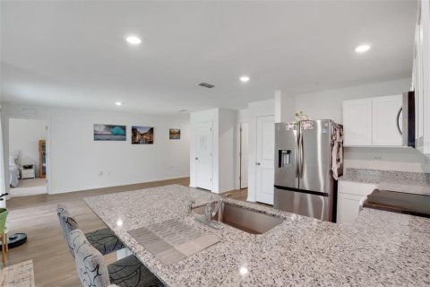Villa ou maison à vendre à Punta Gorda, Floride: 3 chambres, 131.18 m2 № 2351682 - photo 11