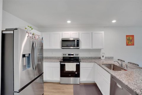 Villa ou maison à vendre à Punta Gorda, Floride: 3 chambres, 131.18 m2 № 2351682 - photo 8