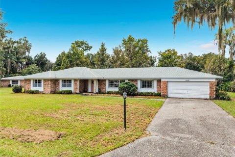 Villa ou maison à Yalaha, Floride 3 chambres, 189.99 m2 № 2411714