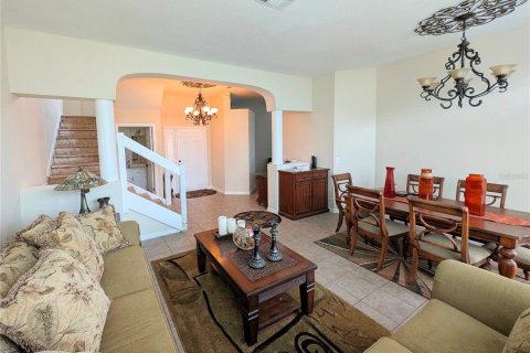 Casa en venta en Kissimmee, Florida, 3 dormitorios, 179.67 m2 № 2329334 - foto 13