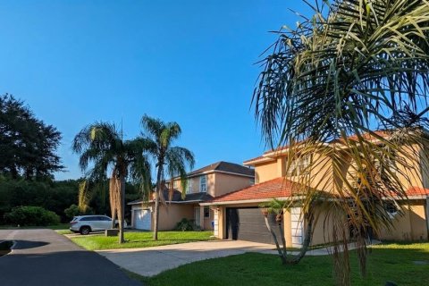 Casa en venta en Kissimmee, Florida, 3 dormitorios, 179.67 m2 № 2329334 - foto 3