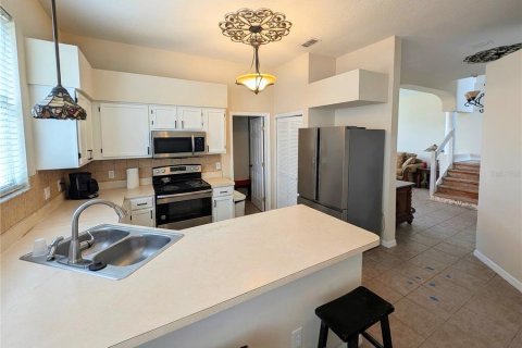 Casa en venta en Kissimmee, Florida, 3 dormitorios, 179.67 m2 № 2329334 - foto 12
