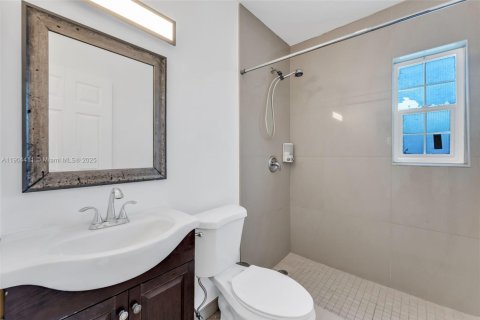 Commercial property in Hollywood, Florida 117.06 sq.m. № 1956294 - photo 3