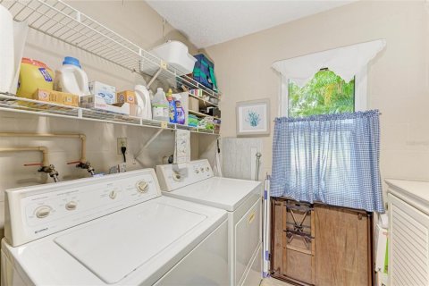 Copropriété à vendre à Sun City Center, Floride: 2 chambres, 91.42 m2 № 1758388 - photo 29