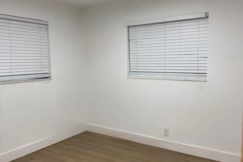 Villa ou maison à louer à Dania Beach, Floride: 3 chambres, 231.42 m2 № 1986835 - photo 15