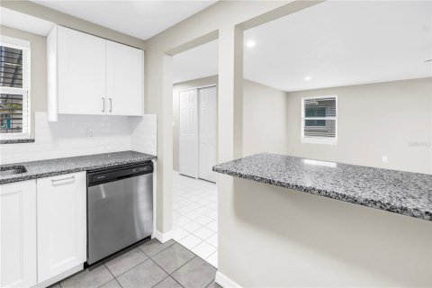 Condominio en venta en Venice, Florida, 1 dormitorio, 87.61 m2 № 1871032 - foto 17