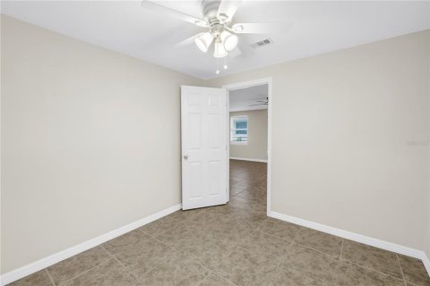 Condominio en venta en Venice, Florida, 1 dormitorio, 87.61 m2 № 1871032 - foto 13