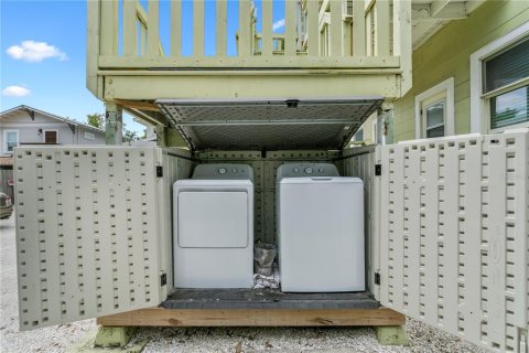 Immobilier commercial à vendre à Tampa, Floride: 8 chambres, 294.5 m2 № 1592755 - photo 23