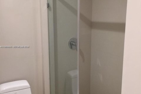 Снять в аренду кондоминиум в Норт-Майами, Флорида 1 спальня, 74.97м2, № 2005597 - фото 8