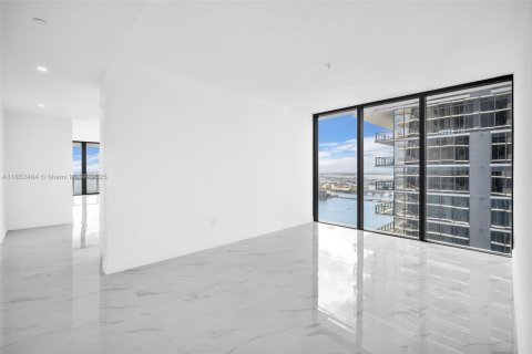 Copropriété à louer à Miami, Floride: 4 chambres, 239.87 m2 № 1981016 - photo 21