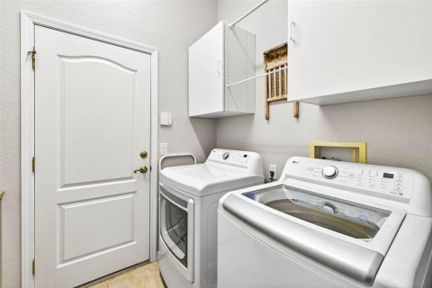 Casa en venta en Sun City Center, Florida, 2 dormitorios, 165.83 m2 № 1918198 - foto 21