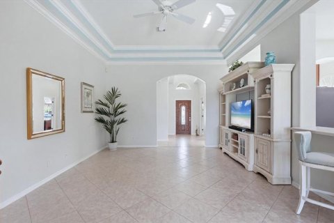 House in North Port, Florida 2 bedrooms, 156.91 sq.m. № 2199575 - photo 4