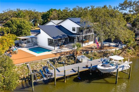 House in Sarasota, Florida 3 bedrooms, 226.12 sq.m. № 2156926 - photo 3