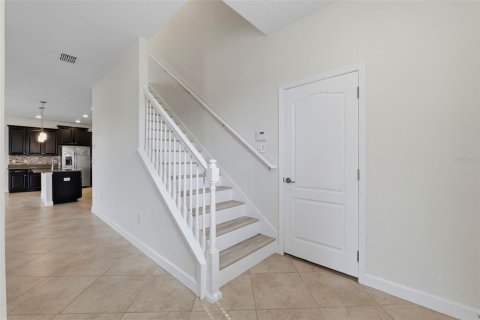 House in Tampa, Florida 4 bedrooms, 281.87 sq.m. № 2151459 - photo 21