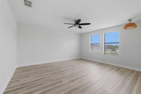 House in Tampa, Florida 4 bedrooms, 281.87 sq.m. № 2151459 - photo 26