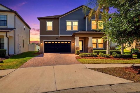 House in Tampa, Florida 4 bedrooms, 281.87 sq.m. № 2151459
