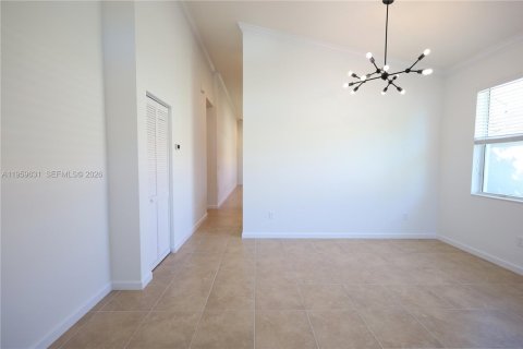 House in Greenacres, Florida 3 bedrooms, 163.42 sq.m. № 2021965 - photo 8