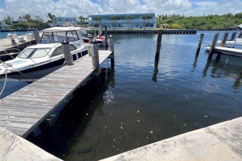 Condo in North Miami, Florida, 2 bedrooms  № 1983507 - photo 14