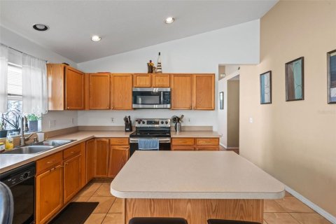 Casa en venta en Orlando, Florida, 4 dormitorios, 179.21 m2 № 1804117 - foto 18