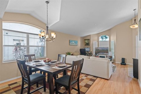 Casa en venta en Orlando, Florida, 4 dormitorios, 179.21 m2 № 1804117 - foto 12