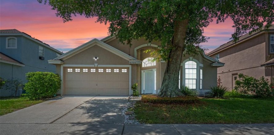 Casa en Orlando, Florida 4 dormitorios, 179.21 m2 № 1804117