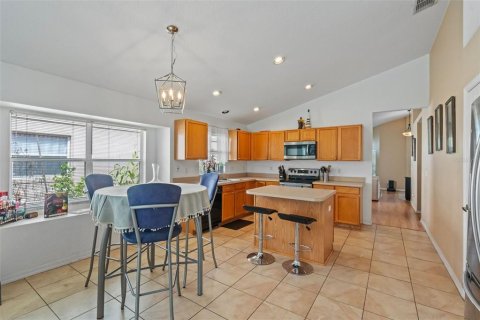 Casa en venta en Orlando, Florida, 4 dormitorios, 179.21 m2 № 1804117 - foto 19