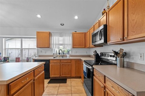 Casa en venta en Orlando, Florida, 4 dormitorios, 179.21 m2 № 1804117 - foto 14