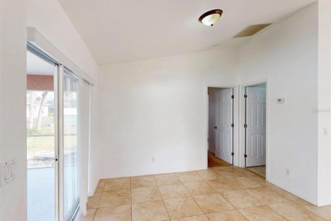 Casa en venta en Port Charlotte, Florida, 3 dormitorios, 113.9 m2 № 1560483 - foto 11
