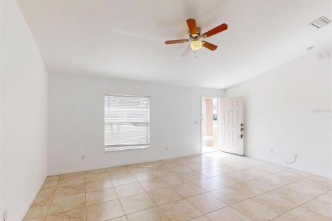 Casa en venta en Port Charlotte, Florida, 3 dormitorios, 113.9 m2 № 1560483 - foto 5