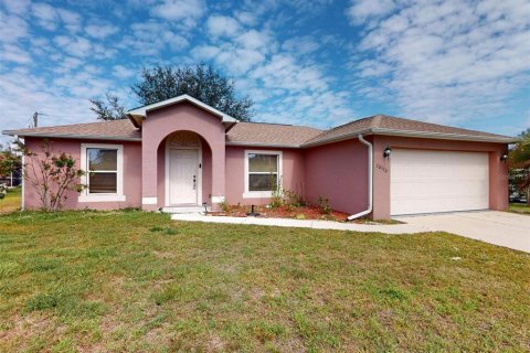 Casa en venta en Port Charlotte, Florida, 3 dormitorios, 113.9 m2 № 1560483 - foto 1