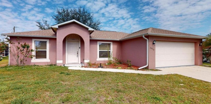 Casa en Port Charlotte, Florida 3 dormitorios, 113.9 m2 № 1560483