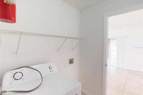Casa en venta en Port Charlotte, Florida, 3 dormitorios, 113.9 m2 № 1560483 - foto 15