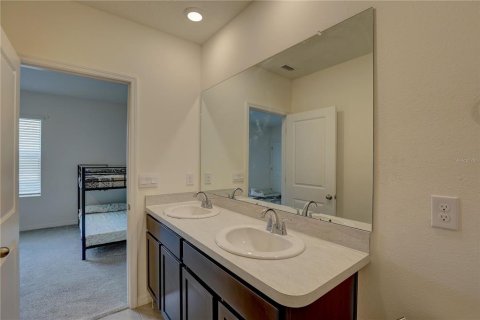 Townhouse in Wesley Chapel, Florida 3 bedrooms, 155.43 sq.m. № 1744860 - photo 25