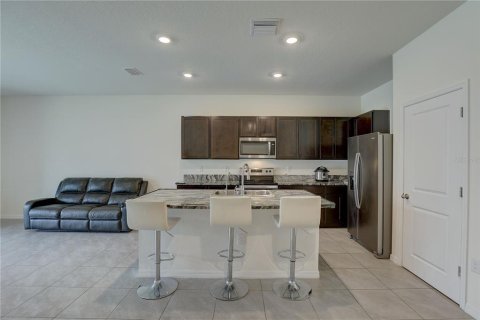 Townhouse in Wesley Chapel, Florida 3 bedrooms, 155.43 sq.m. № 1744860 - photo 9