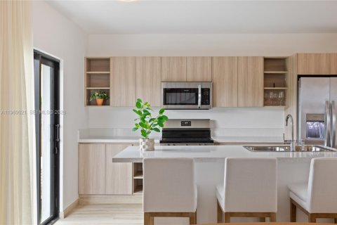 Touwnhouse à vendre à Florida City, Floride: 3 chambres, 161.28 m2 № 2024949 - photo 6