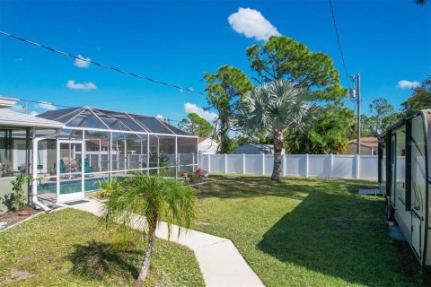 House in Englewood, Florida 3 bedrooms, 177.07 sq.m. № 1370015 - photo 30