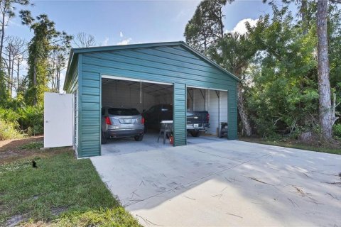House in Englewood, Florida 3 bedrooms, 177.07 sq.m. № 1370015 - photo 4
