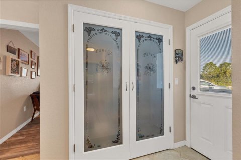 House in Englewood, Florida 3 bedrooms, 177.07 sq.m. № 1370015 - photo 14