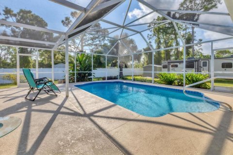 House in Englewood, Florida 3 bedrooms, 177.07 sq.m. № 1370015 - photo 27