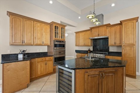 Casa en venta en Ocala, Florida, 5 dormitorios, 486.99 m2 № 1598133 - foto 2