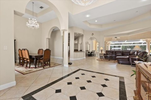 Casa en venta en Ocala, Florida, 5 dormitorios, 486.99 m2 № 1598133 - foto 9