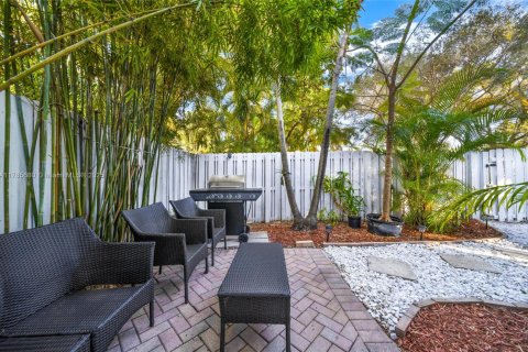 Appartement à louer à Fort Lauderdale, Floride: 1 chambre, 401.8 m2 № 1964902 - photo 21