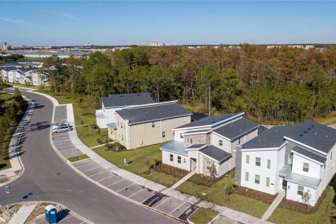 Villa ou maison à vendre à Kissimmee, Floride: 7 chambres, 384.06 m2 № 1191213 - photo 3