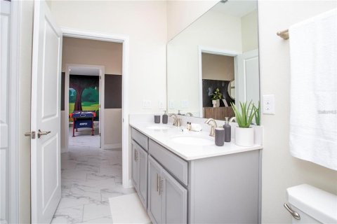 House in Kissimmee, Florida 7 bedrooms, 384.06 sq.m. № 1191213 - photo 8