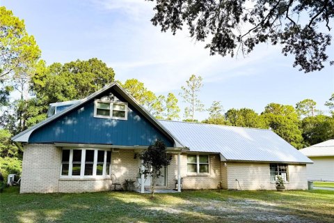 Casa en venta en Starke, Florida, 3 dormitorios, 163.14 m2 № 1841924 - foto 1